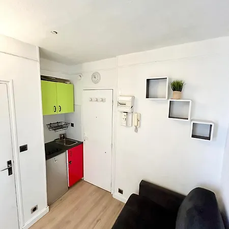Centre Moderne Et Fonctionnel A Deux Pas De La Seine Daire Paris